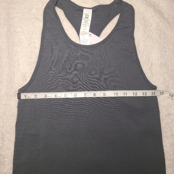 Fabletics Corrine SkulptKnit Tank Medium Grey NWT - Picture 6 of 9